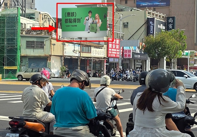 高雄博愛一路&大順一路口(巨蛋商圈)